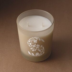 Scentsy Cream Floral Candle